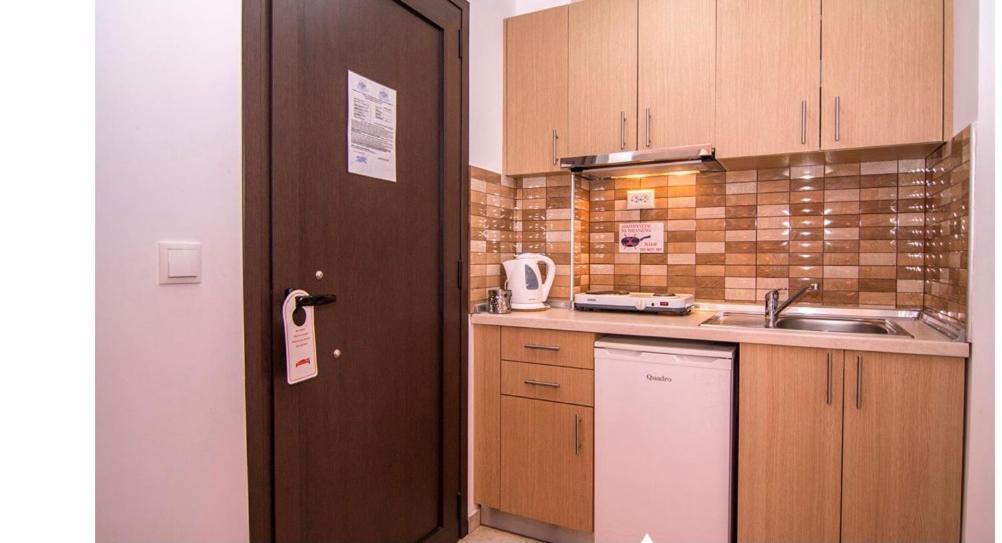 Sea Pearl Luxury Apartments Nea Vrasna Luaran gambar