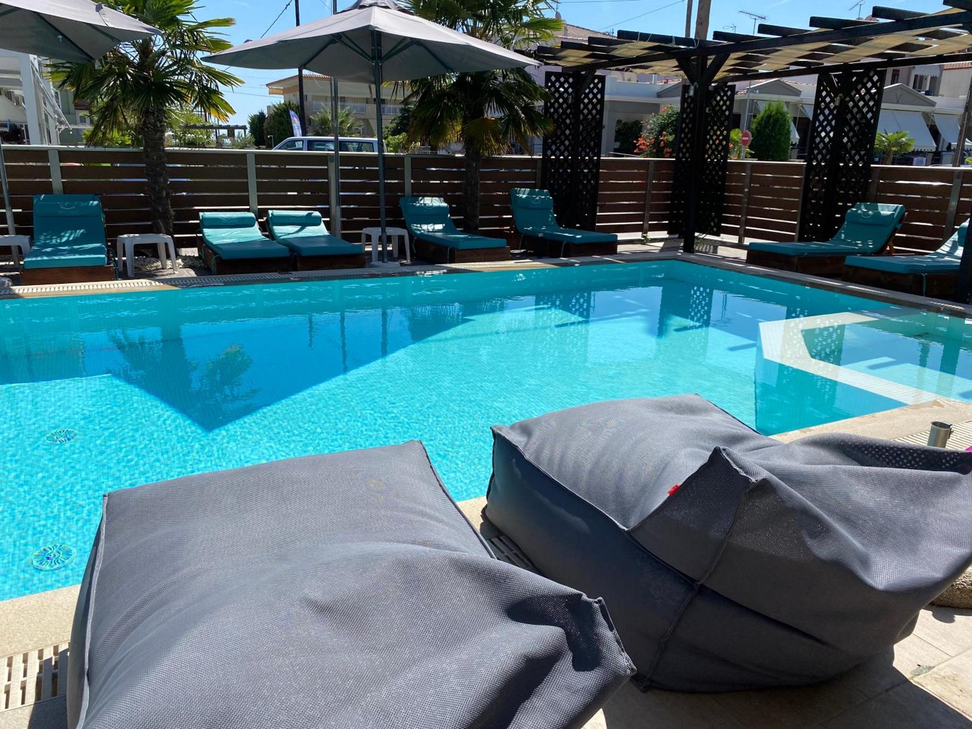 Sea Pearl Luxury Apartments Nea Vrasna Luaran gambar