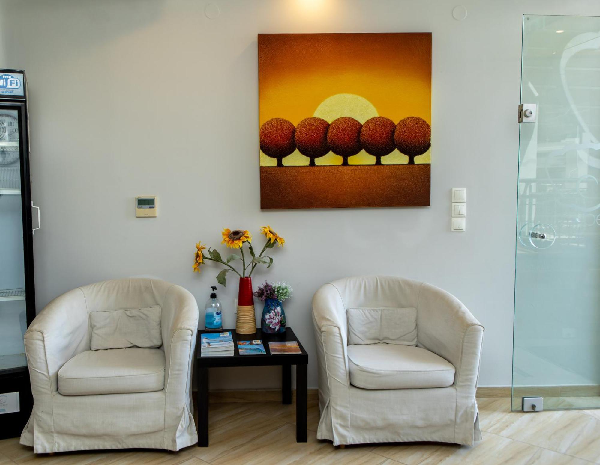 Sea Pearl Luxury Apartments Nea Vrasna Luaran gambar
