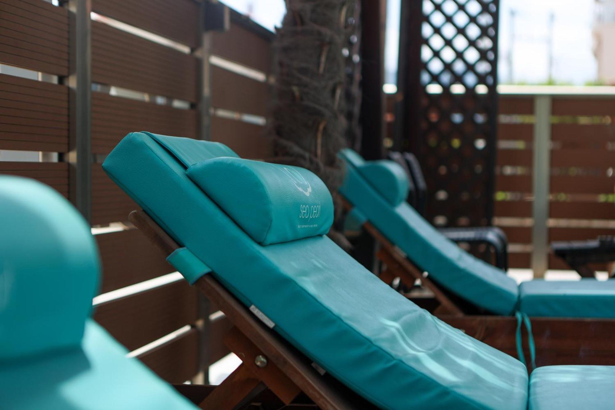 Sea Pearl Luxury Apartments Nea Vrasna Luaran gambar